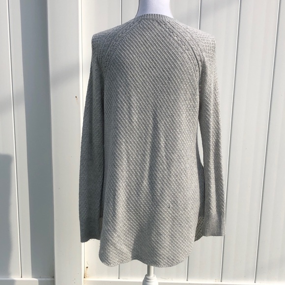 American Eagle Gray Cardigan - Picture 4 of 5